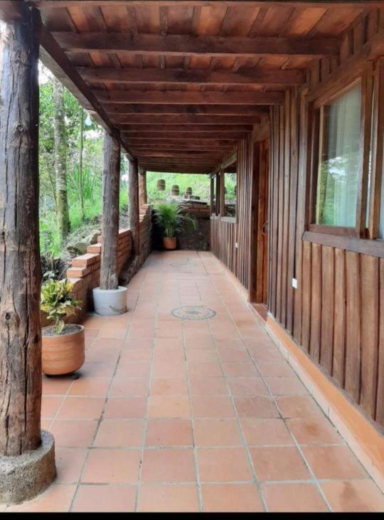 Hostal Y Cabanas Los Juanes Хардин Экстерьер фото