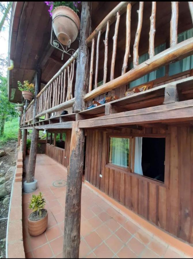 Hostal Y Cabanas Los Juanes Хардин Экстерьер фото