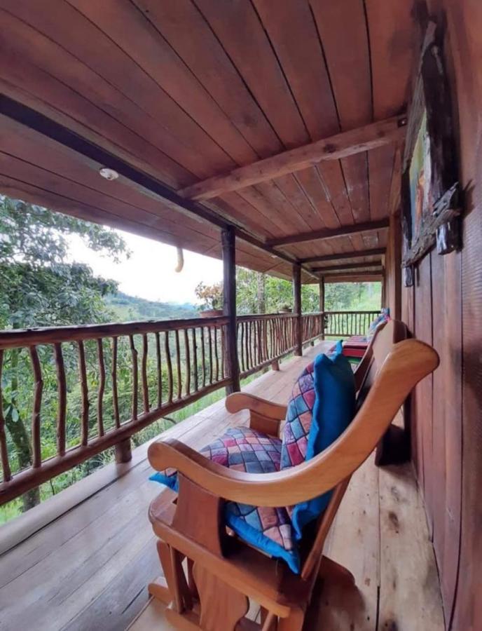 Hostal Y Cabanas Los Juanes Хардин Экстерьер фото