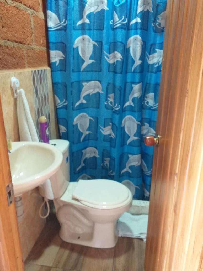 Hostal Y Cabanas Los Juanes Хардин Экстерьер фото