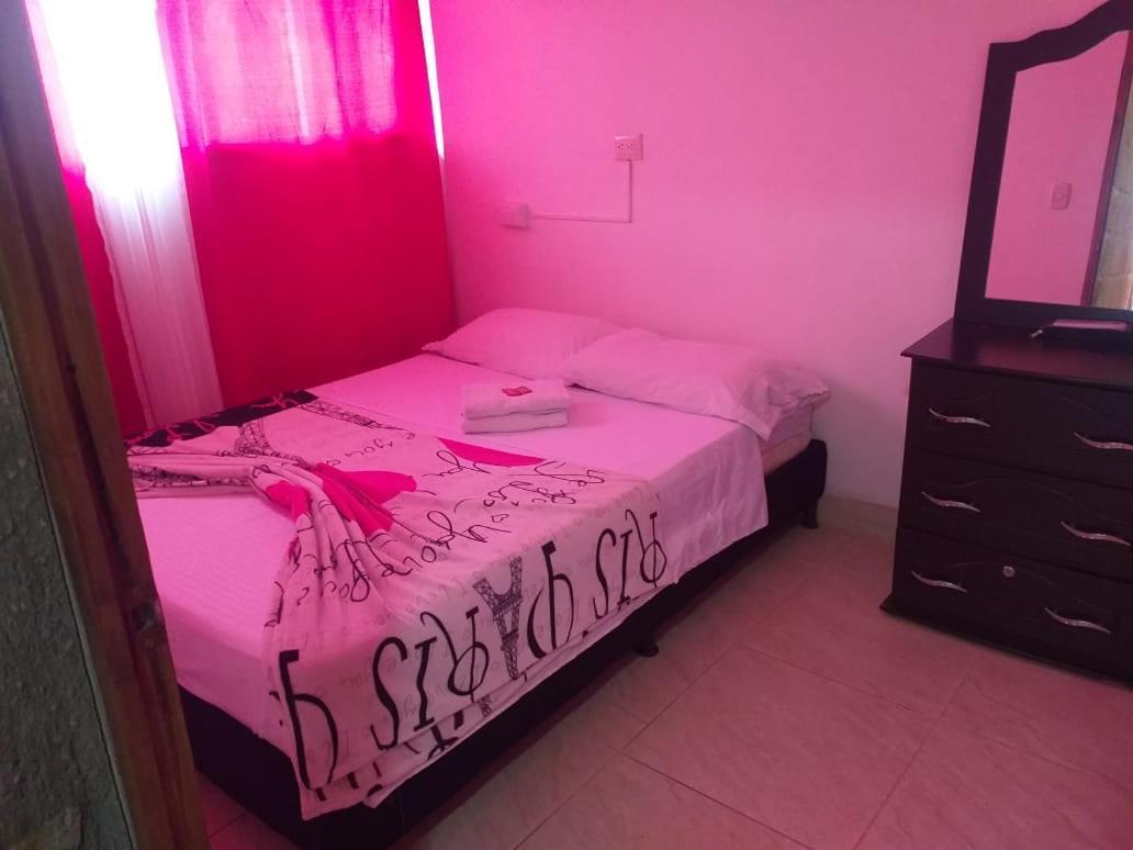 Hostal Y Cabanas Los Juanes Хардин Экстерьер фото